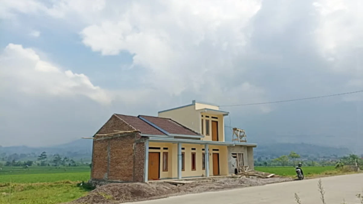 Bangunan Mulai Berdiri di Ibrahim Adjie
