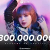 Lisa blackpink menjadi soloist k-pop pertama dengan dua lagu melampaui 300.000 streaming di spotify
