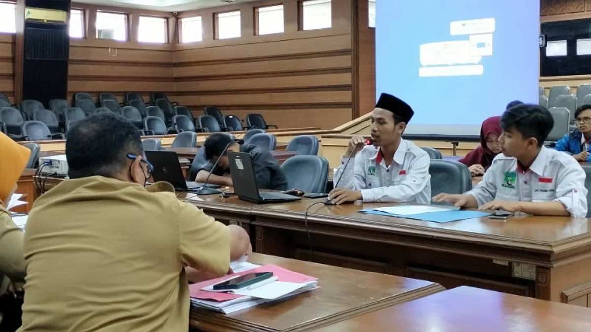 aktivis KAMMI mempertanyakan penanganan kasus narkoba eks kepala bappelitbangda. Rangga Jatnika/radartasik.id