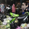 Sampah Menumpuk di Pasar Banjar