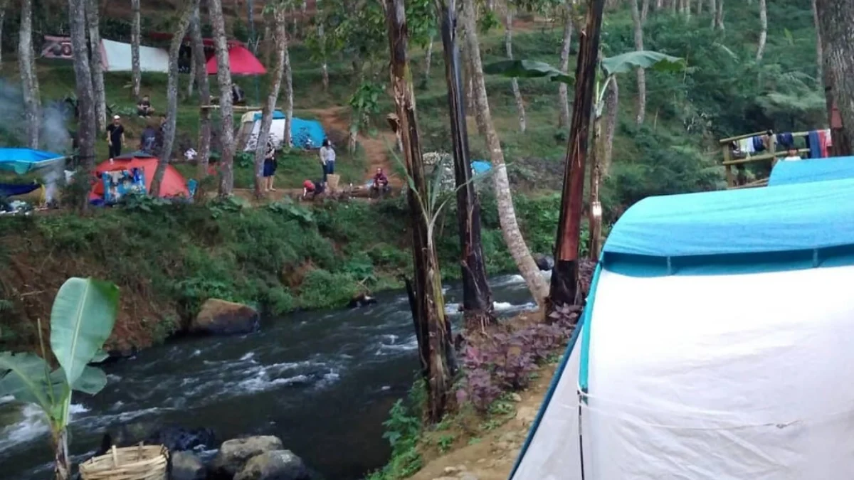 Tempat Camping di Bandung Pinggir Sungai