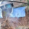 rumah terancam tanah longsor di kabupaten ciamis