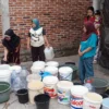 distribusi air bantuan air bersih Tasik el nino center Wilayah Terdampak Kekeringan