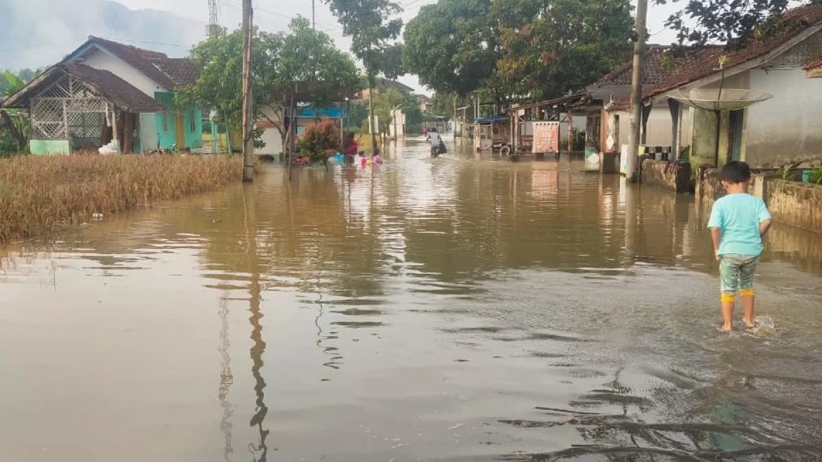 banjir sukaresik kabupaten tasikmalaya